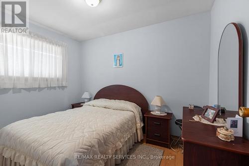 126 Woodward Avenue, Tiny, ON - Indoor Photo Showing Bedroom
