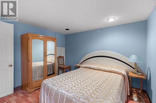 126 Woodward Avenue, Tiny, ON - Indoor Photo Showing Bedroom