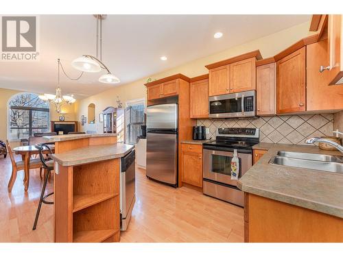 2204 Heitman Street, Enderby, BC - Indoor Photo Showing Kitchen With Double Sink