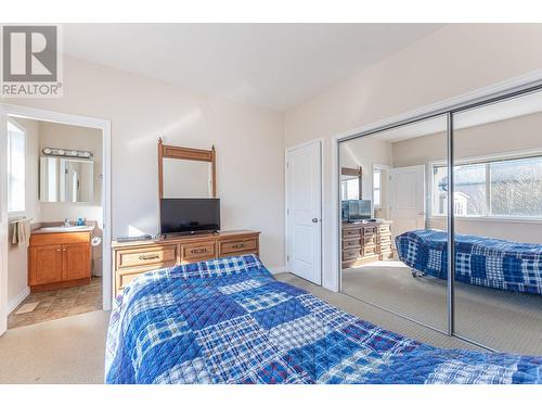 2204 Heitman Street, Enderby, BC - Indoor Photo Showing Bedroom