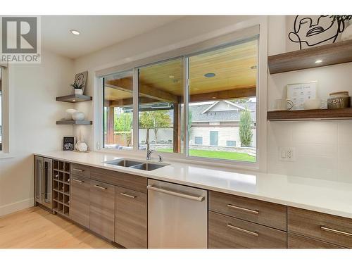 4354 Uley Road, Kelowna, BC - Indoor Photo Showing Kitchen With Double Sink