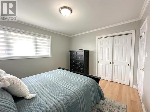 419 Marion St, Iroquois Falls, ON - Indoor Photo Showing Bedroom