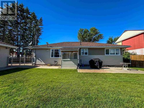 419 Marion St, Iroquois Falls, ON - Outdoor