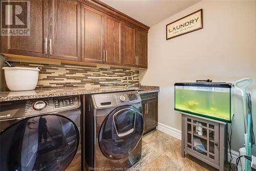 934 Chateau Avenue, Windsor, ON - Indoor Photo Showing Laundry Room