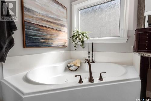 4845 Wright Road, Regina, SK - Indoor Photo Showing Bathroom