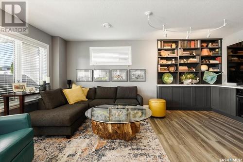 4845 Wright Road, Regina, SK - Indoor Photo Showing Living Room
