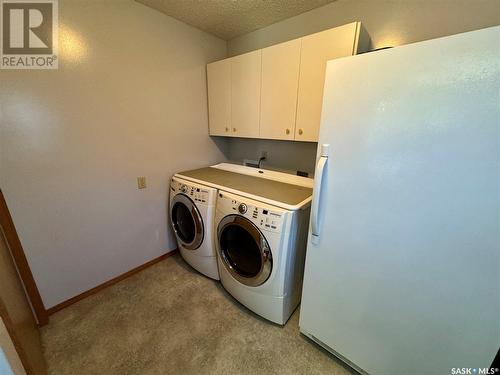 407 Main Street, Pelly, SK - Indoor Photo Showing Laundry Room