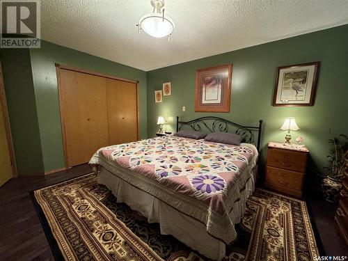 407 Main Street, Pelly, SK - Indoor Photo Showing Bedroom