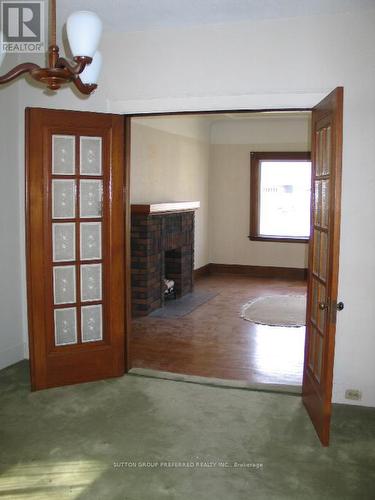 910 Colborne Street, London, ON - Indoor Photo Showing Other Room