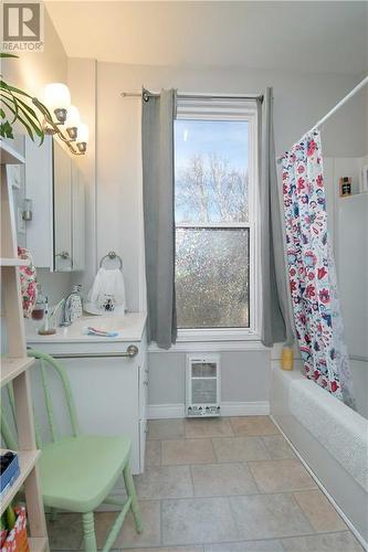 155 Bonaccord Street, Moncton, NB - Indoor Photo Showing Bathroom