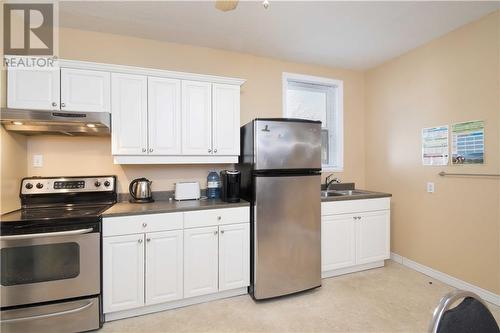 155 Bonaccord Street, Moncton, NB - Indoor Photo Showing Kitchen With Double Sink