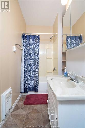 155 Bonaccord St, Moncton, NB - Indoor Photo Showing Bathroom