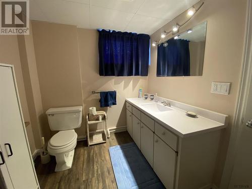 270 Birch Dr, Temiskaming Shores, ON - Indoor Photo Showing Bathroom