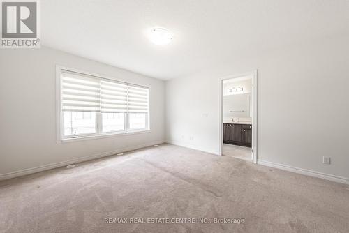 391 Athabasca Common, Oakville, ON - Indoor Photo Showing Other Room