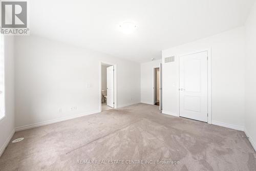 391 Athabasca Common, Oakville, ON - Indoor Photo Showing Other Room