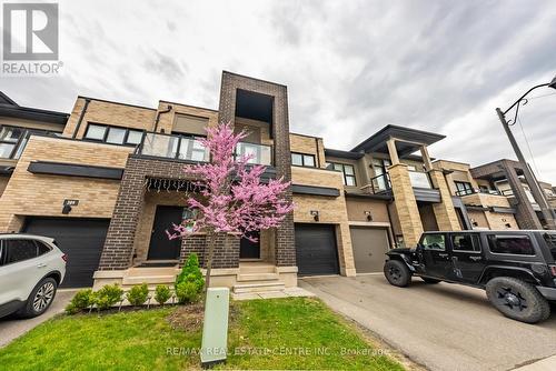 391 Athabasca Common, Oakville, ON - Outdoor With Facade