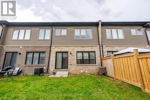 391 Athabasca Common, Oakville, ON - Outdoor