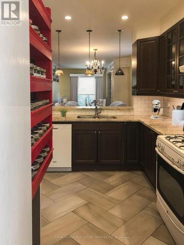 106 Howard Park Avenue, Toronto, ON - Indoor Photo Showing Kitchen