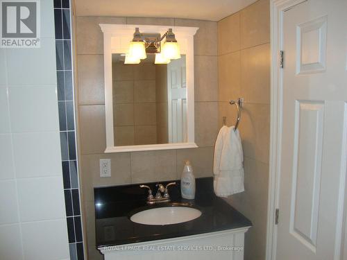 106 Howard Park Avenue, Toronto, ON - Indoor Photo Showing Bathroom