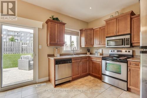 586 Garibaldi Avenue, London, ON - Indoor Photo Showing Kitchen With Stainless Steel Kitchen With Double Sink