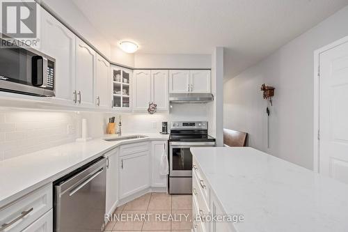 627 Fieldgate Circle, London, ON - Indoor Photo Showing Kitchen With Stainless Steel Kitchen