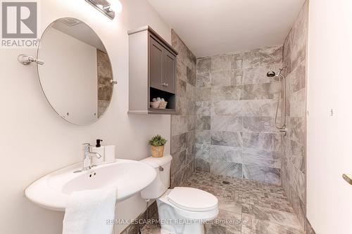 12 - 751 Rymal Road W, Hamilton, ON - Indoor Photo Showing Bathroom