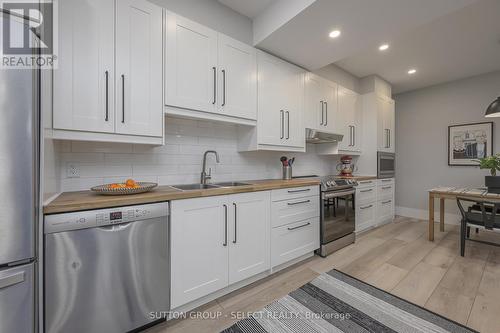 185 Commissioners Road E, London, ON - Indoor Photo Showing Kitchen With Double Sink
