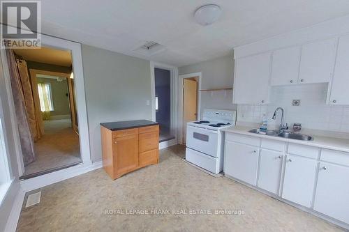 485-487 Sherbrooke Street, Peterborough (Otonabee), ON - Indoor Photo Showing Kitchen With Double Sink