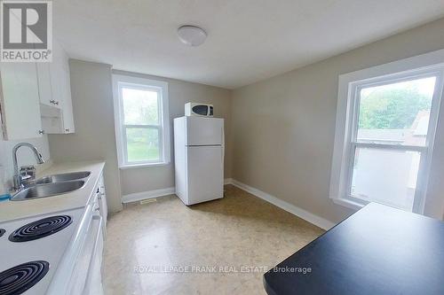 485-487 Sherbrooke Street, Peterborough (Otonabee), ON - Indoor Photo Showing Kitchen With Double Sink