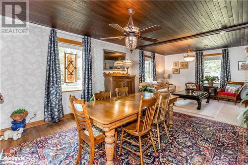 1641 Walkers Point Road, Gravenhurst, ON - Indoor Photo Showing Dining Room