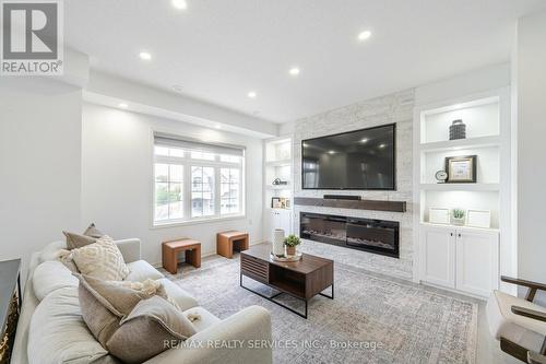 38 Lowes Hill Circle, Caledon, ON - Indoor Photo Showing Living Room With Fireplace