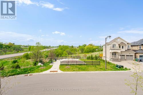 38 Lowes Hill Circle, Caledon, ON - Outdoor With View