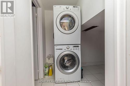 53 Herdwick Street, Brampton, ON - Indoor Photo Showing Laundry Room