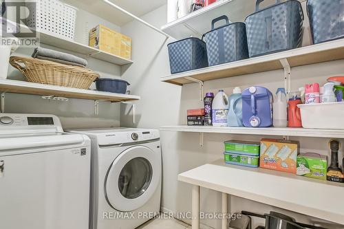 140 - 2095 Roche Court, Mississauga, ON - Indoor Photo Showing Laundry Room