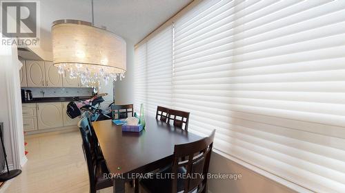 202 - 700 Constellation Drive, Mississauga, ON - Indoor Photo Showing Dining Room
