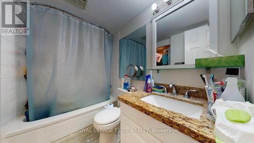 202 - 700 Constellation Drive, Mississauga, ON - Indoor Photo Showing Bathroom
