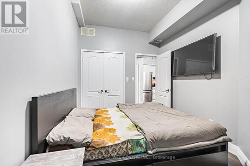 17 - 615 Shoreline Drive, Mississauga, ON - Indoor Photo Showing Bedroom