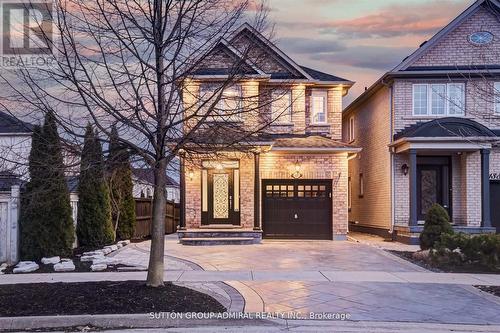 137 Venice Gate Drive, Vaughan, ON - Outdoor With Facade