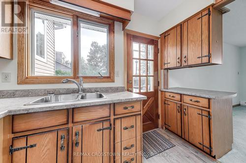 185 Lakeshore Road W, Oro-Medonte, ON - Indoor Photo Showing Kitchen With Double Sink