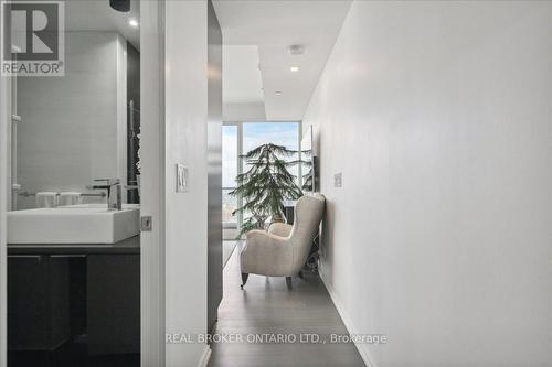 5215 - 70 Temperance Street, Toronto, ON -  Photo Showing Other Room