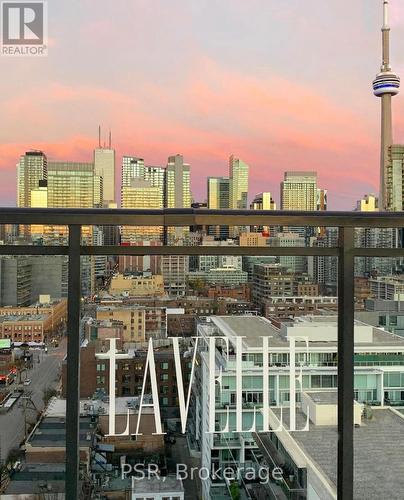 220 - 629 King Street W, Toronto, ON - Outdoor With View