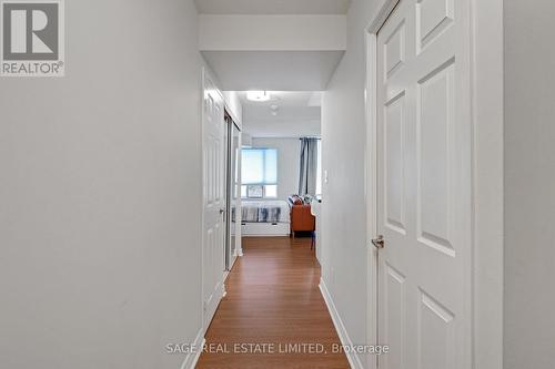 1001 - 43 Eglinton Avenue, Toronto, ON - Indoor Photo Showing Other Room