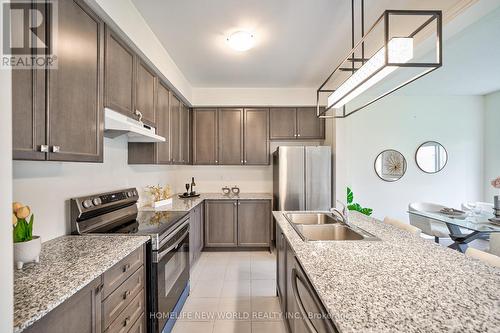 74 Fruitful Crescent, Whitby, ON - Indoor Photo Showing Kitchen With Double Sink With Upgraded Kitchen