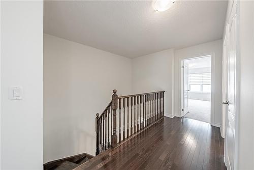 391 Athabasca Common, Oakville, ON - Indoor Photo Showing Other Room