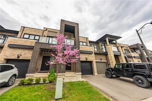 391 Athabasca Common, Oakville, ON - Outdoor With Facade