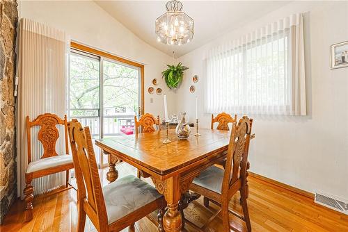 19 Dauphine Place, Welland, ON - Indoor Photo Showing Dining Room