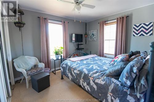51 Pine Drive, Wallaceburg, ON - Indoor Photo Showing Bedroom