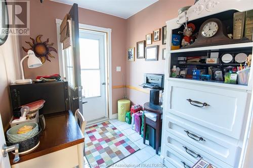 51 Pine Drive, Wallaceburg, ON - Indoor Photo Showing Other Room