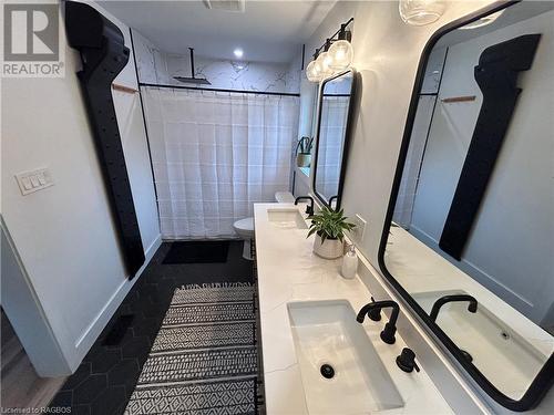 174088 Mulock Road, West Grey, ON - Indoor Photo Showing Bathroom