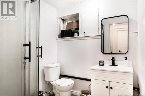 18 Lynn Avenue, Saint John, NB - Indoor Photo Showing Bathroom